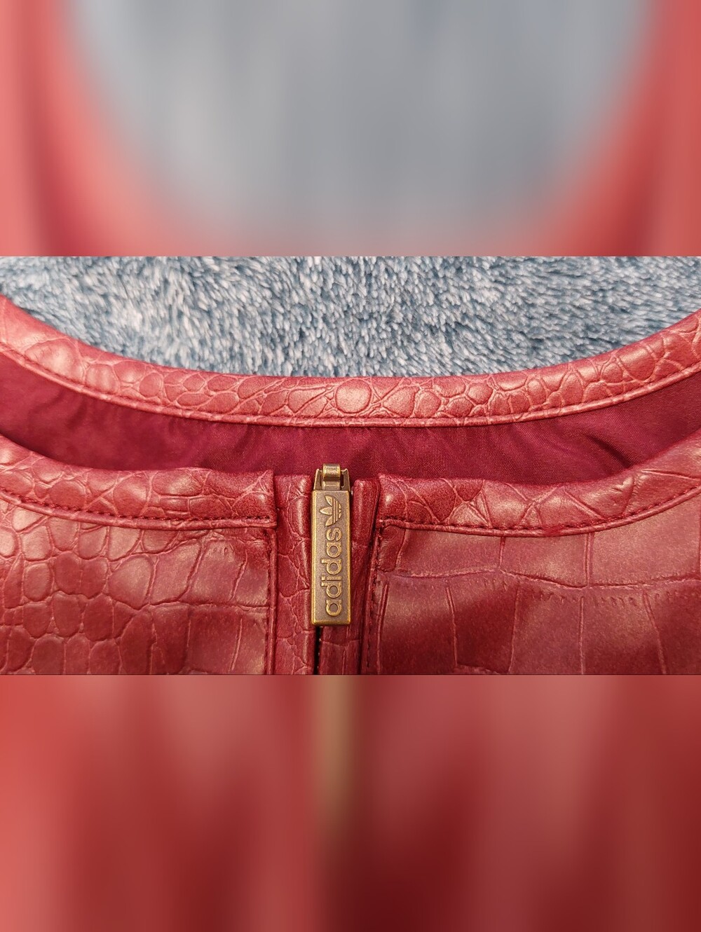 adidas Burgundy Croc-Texture Zip Pouch with Gold Logo . Pleather Corset . - Picture 4 of 12